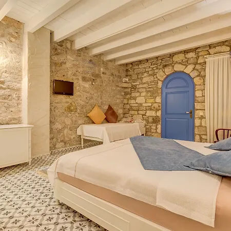 Guest house Eski Ev 5*