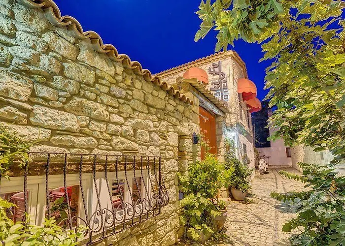 Eski Ev Pensionat Alaçatı